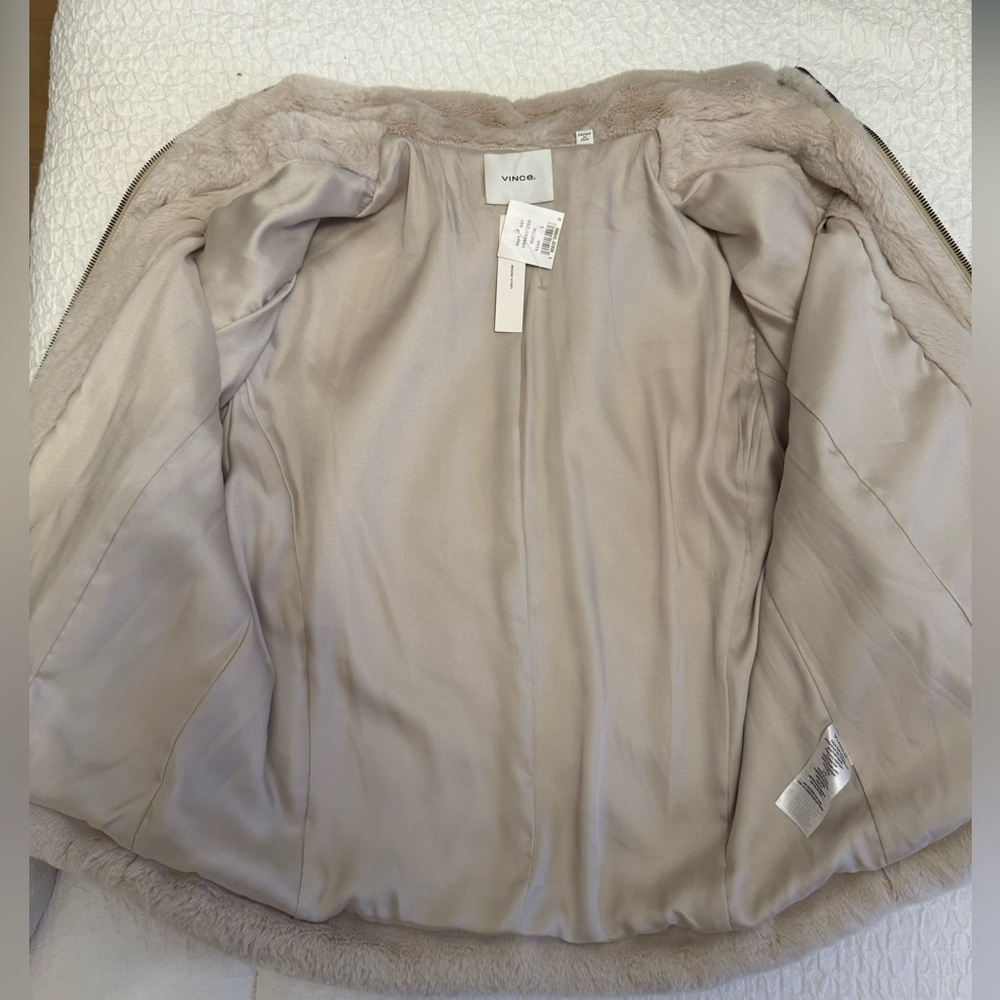 Vince Faux Fur Cream Jacket (Size: Large) - Picture 5 of 16